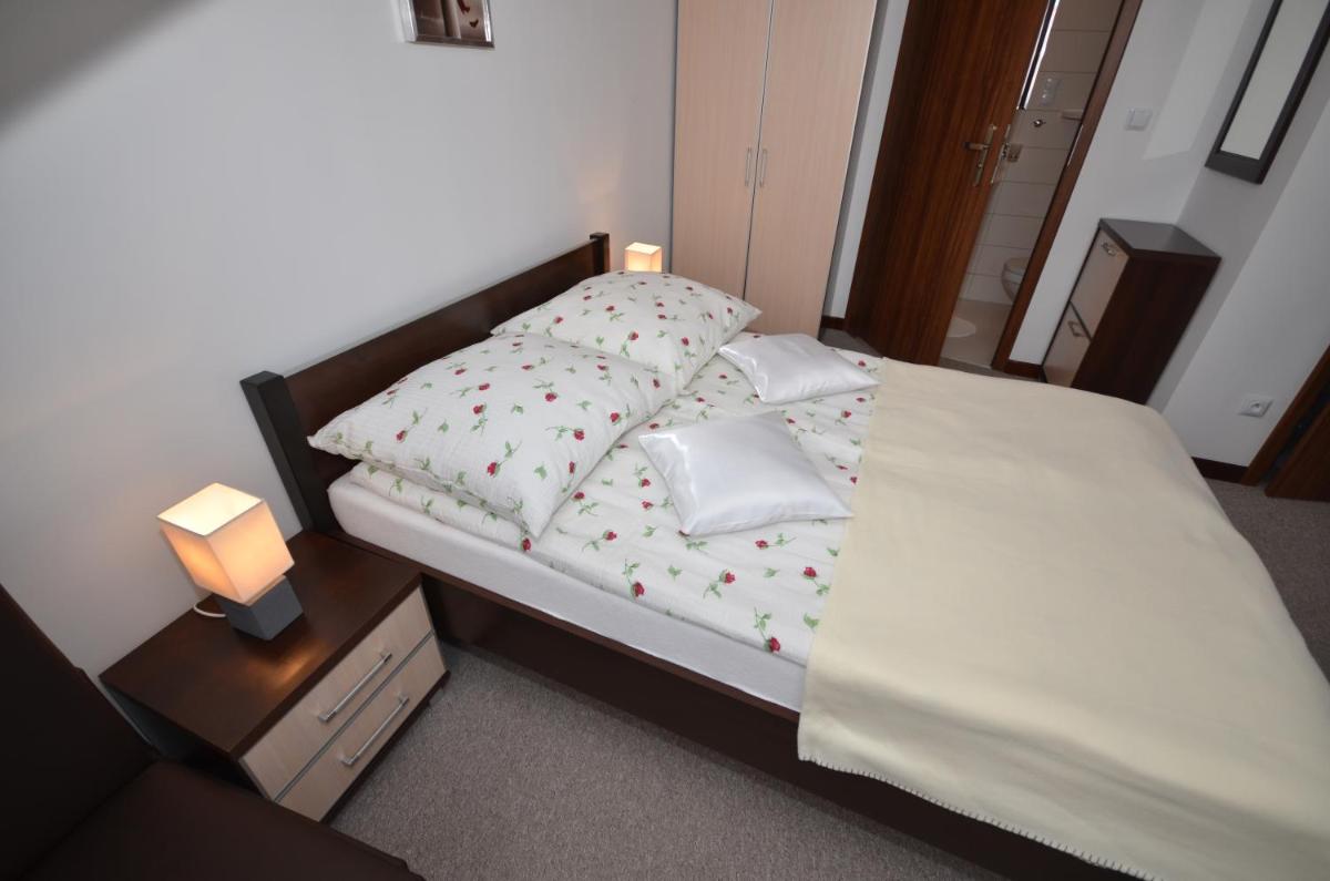 Dom Wczasowy ISABELLE - Housity