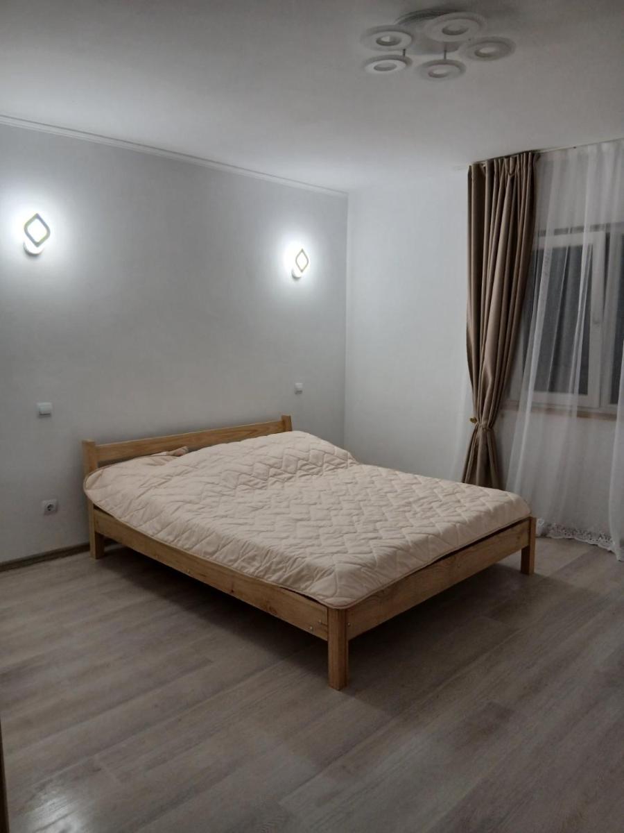 Над Вичов - Housity