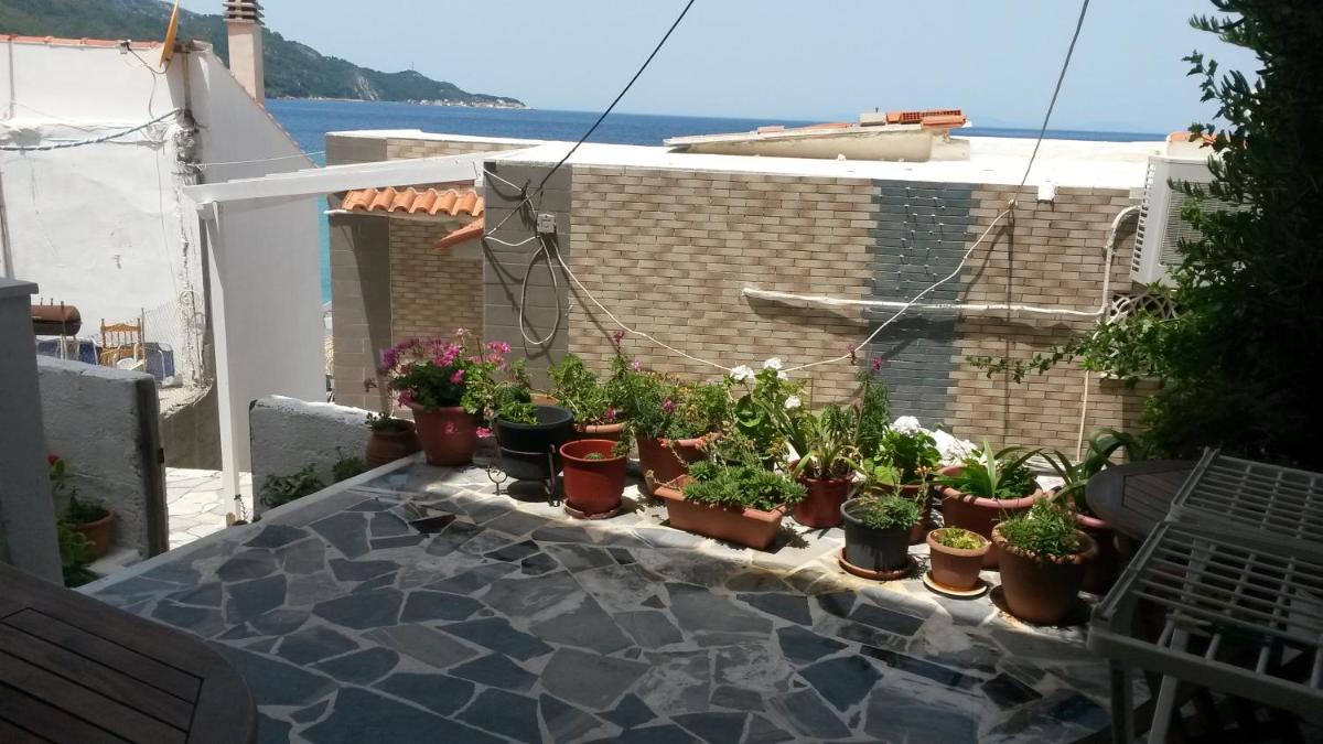 Green Hill Seaside Studios - Housity