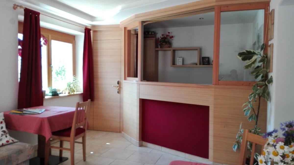 Pensione Valbona - Housity