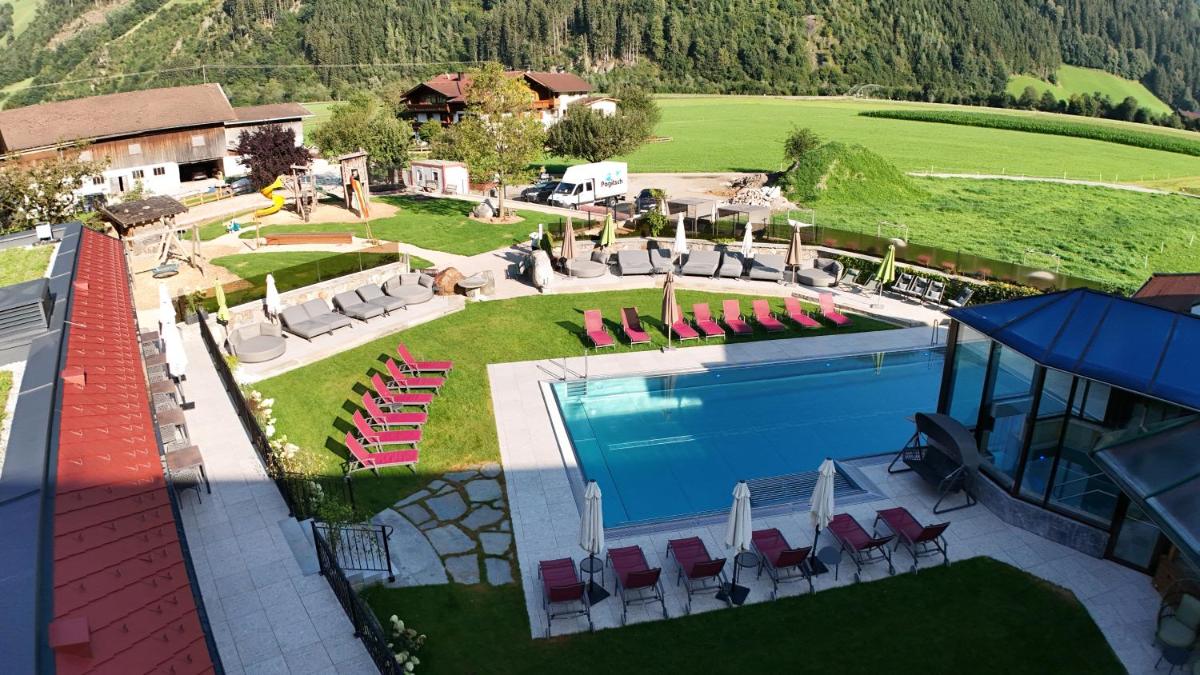 Ferienhotel Sonnenhof - Housity
