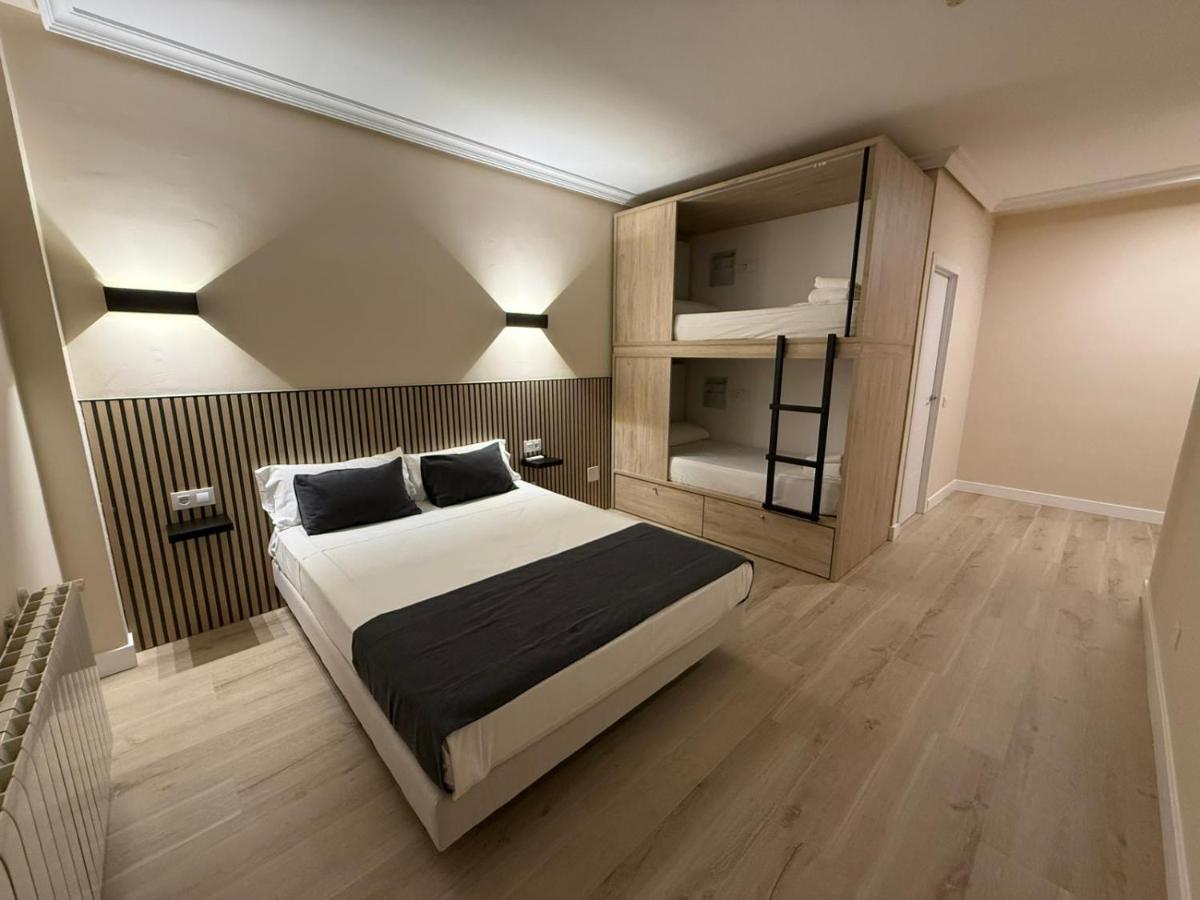Hostal El Cruce - Housity