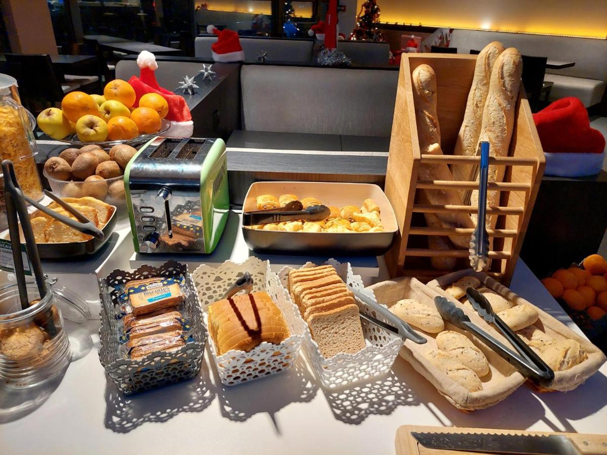 Brit Hotel Confort Rouen Centre - Housity