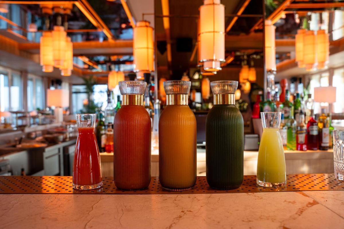 Boissons dans l'établissement Hotel SAX Paris, LXR Hotels & Resorts