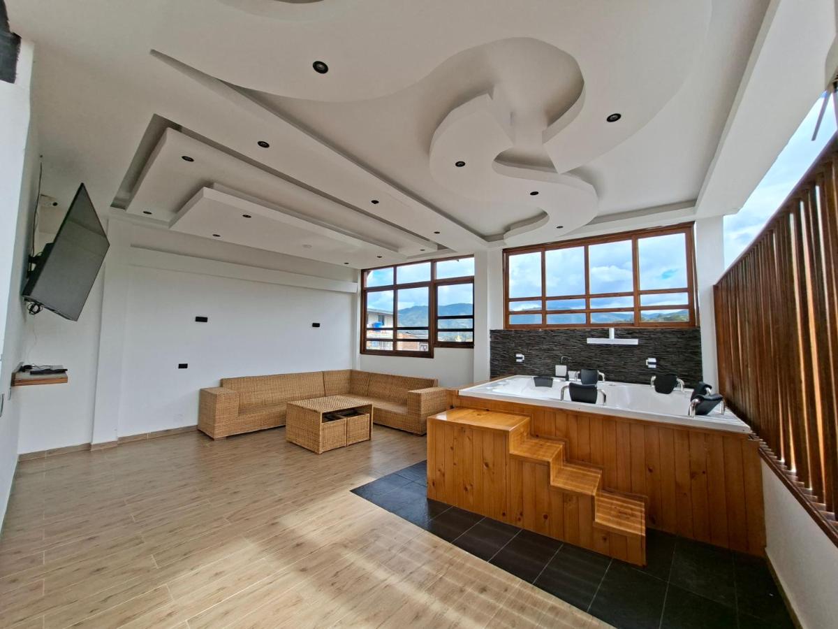 Hotel Malaki - Housity
