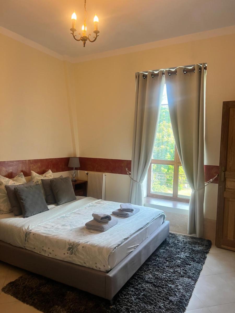 Chambre au Château - Housity
