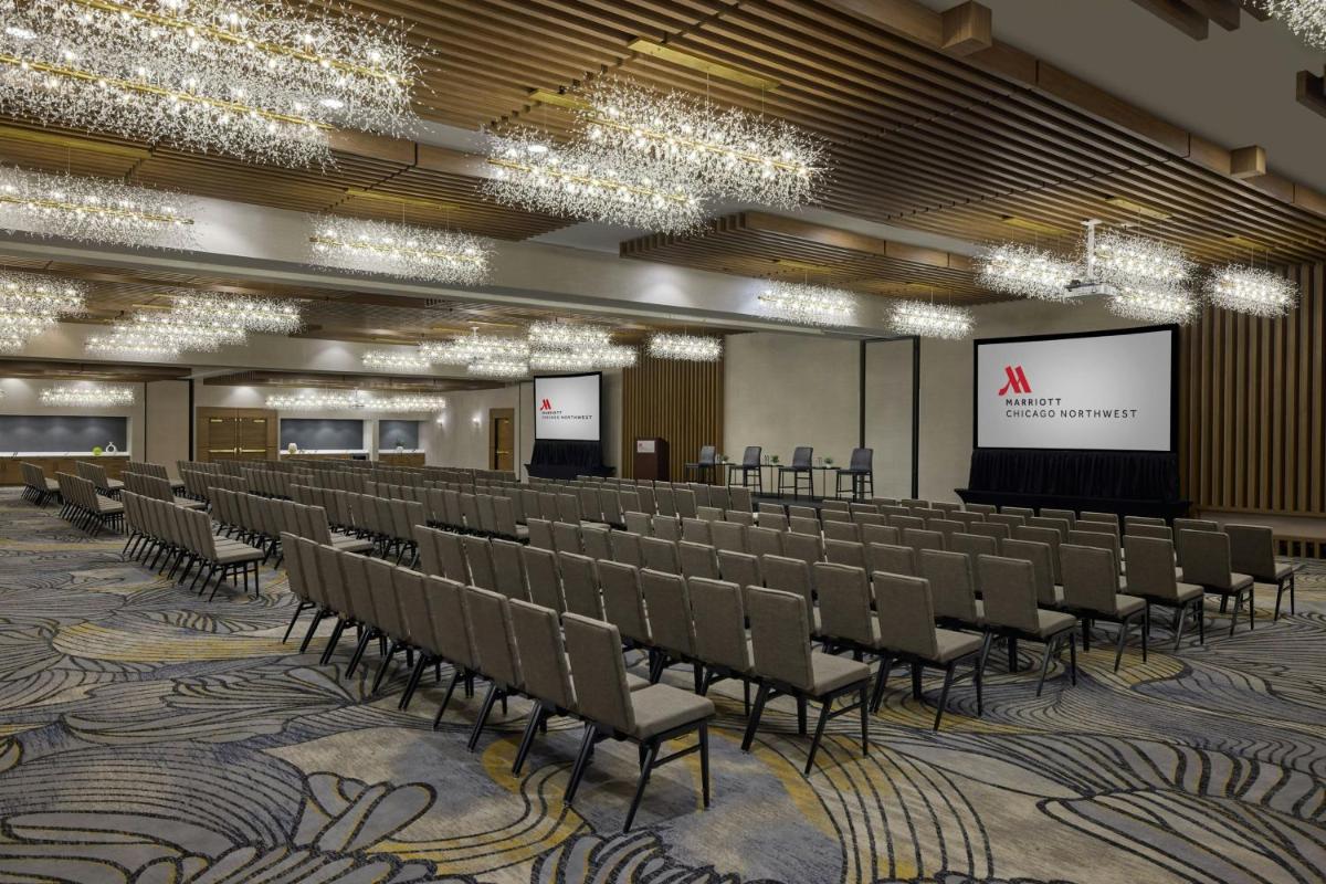 Chicago Marriott Northwest - Housity