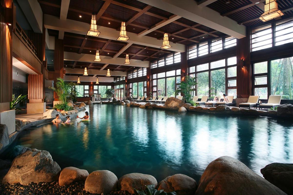 Howard Johnson Conference Resort Chengdu - Housity