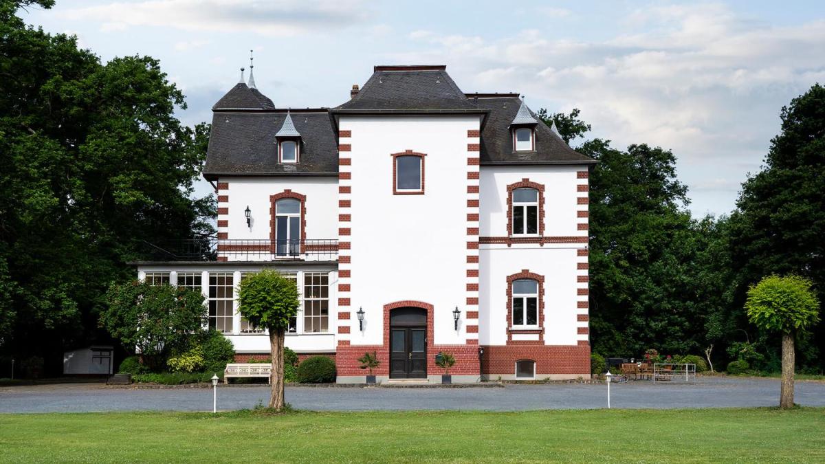 Landhotel Sophienhöhe - Housity