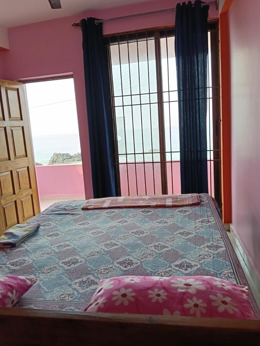 Om Ganesh Naik Guest House - Hizvo