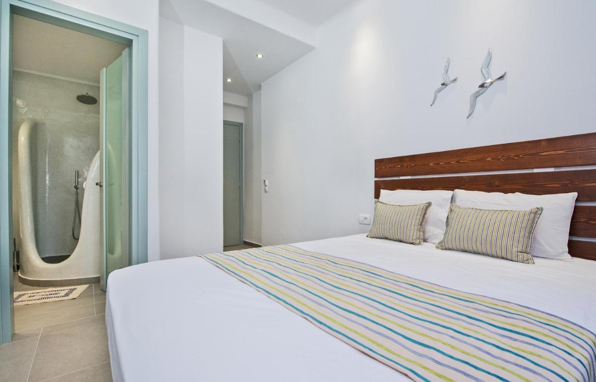 Petini's Place - Housity