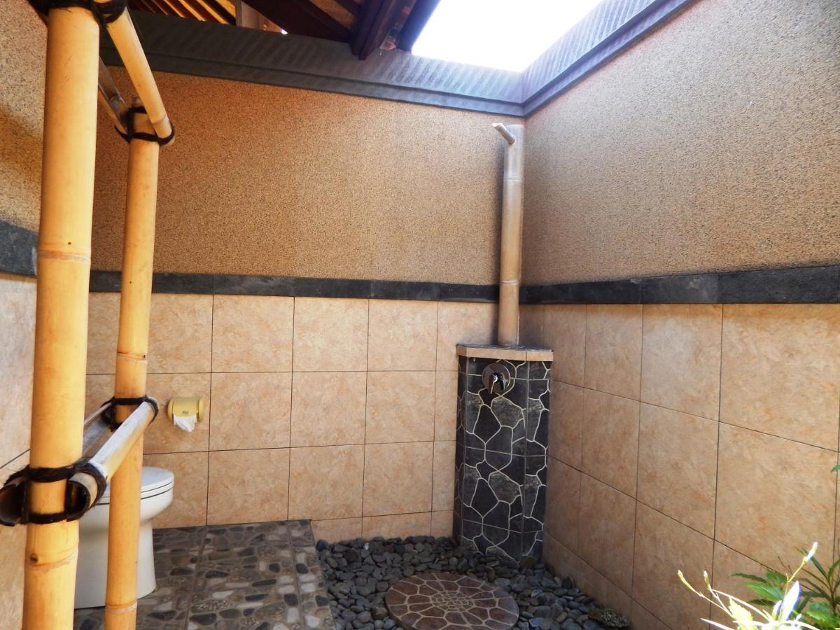 Pondok Shindu Guest House - Housity