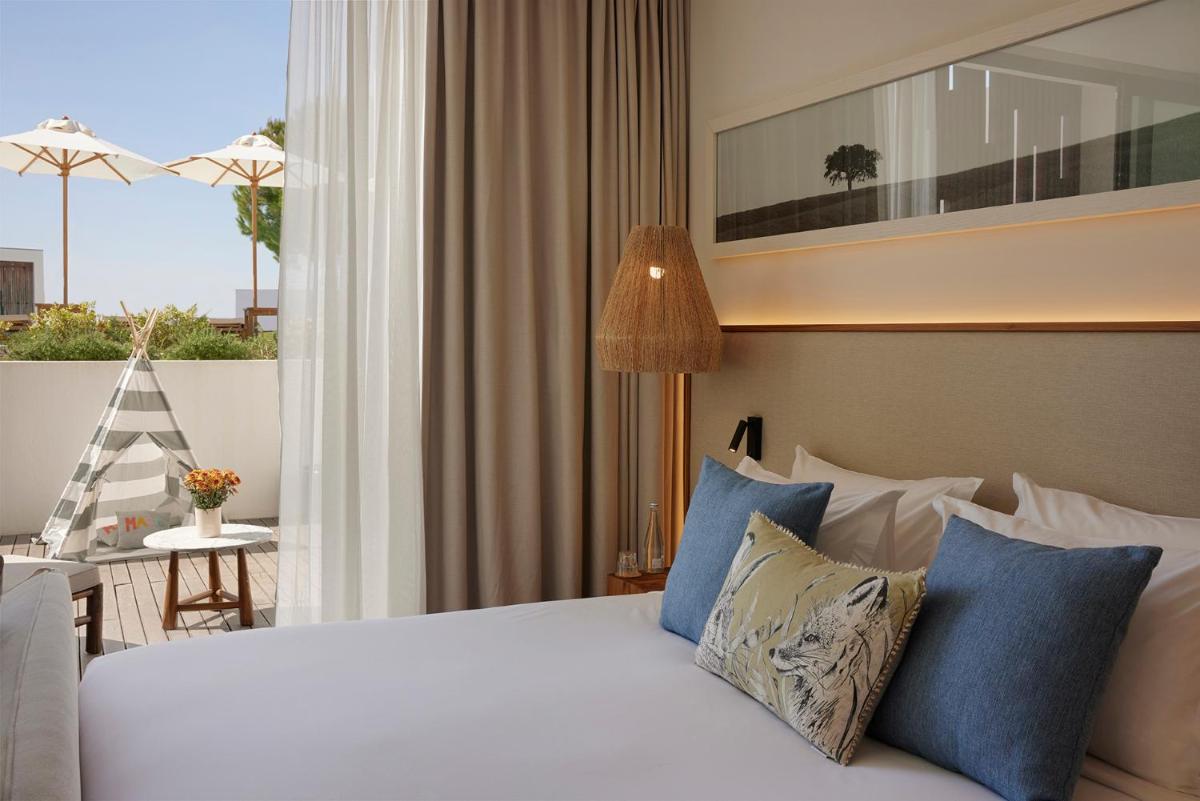 Uma cama ou camas num quarto em Octant Evora