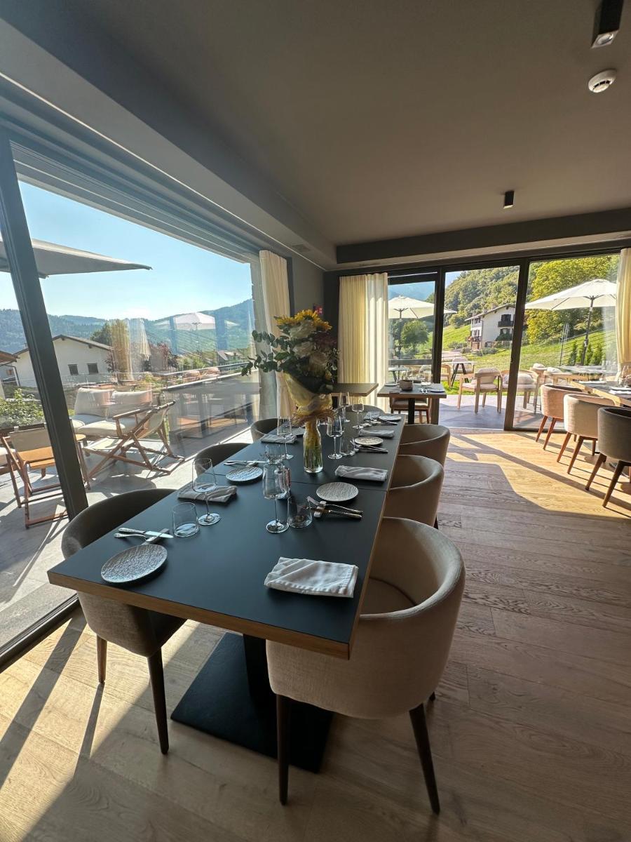 Oberwiesen Rooms, Apartments & Spa - Housity
