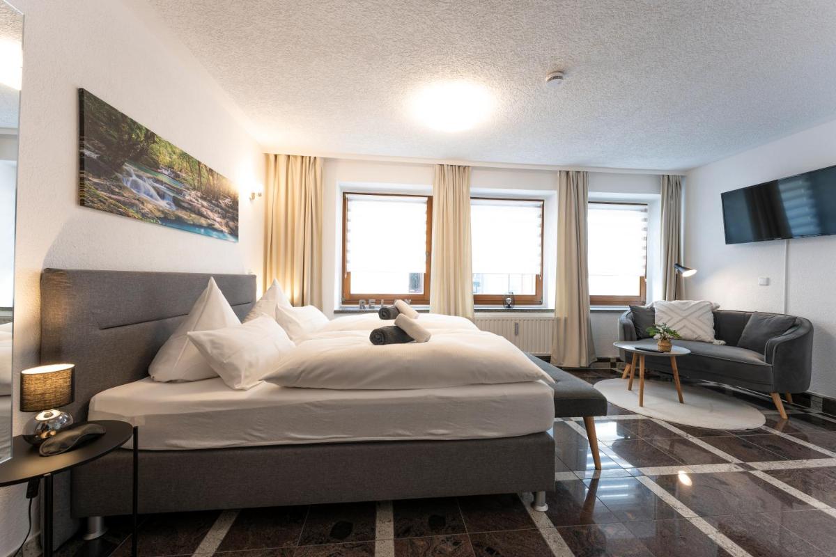 Pension Krone - Housity