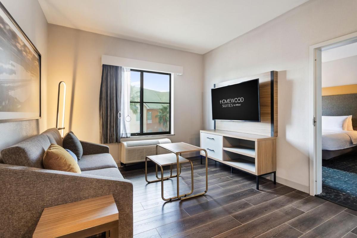 Homewood Suites Beaumont - Housity