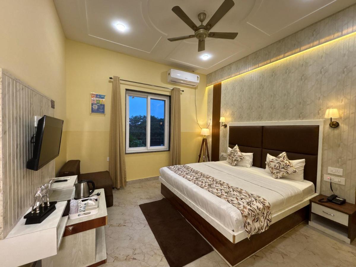 The Orchid Retreat - Housity