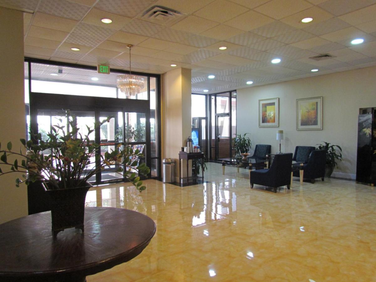 Romana Hotel - Houston Southwest - Housity
