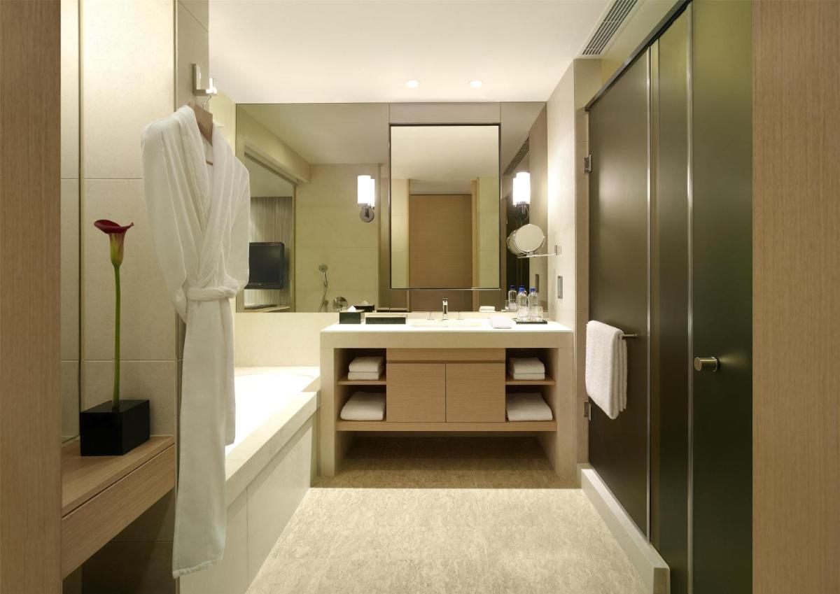 Hyatt Regency Hong Kong, Sha Tin - Housity