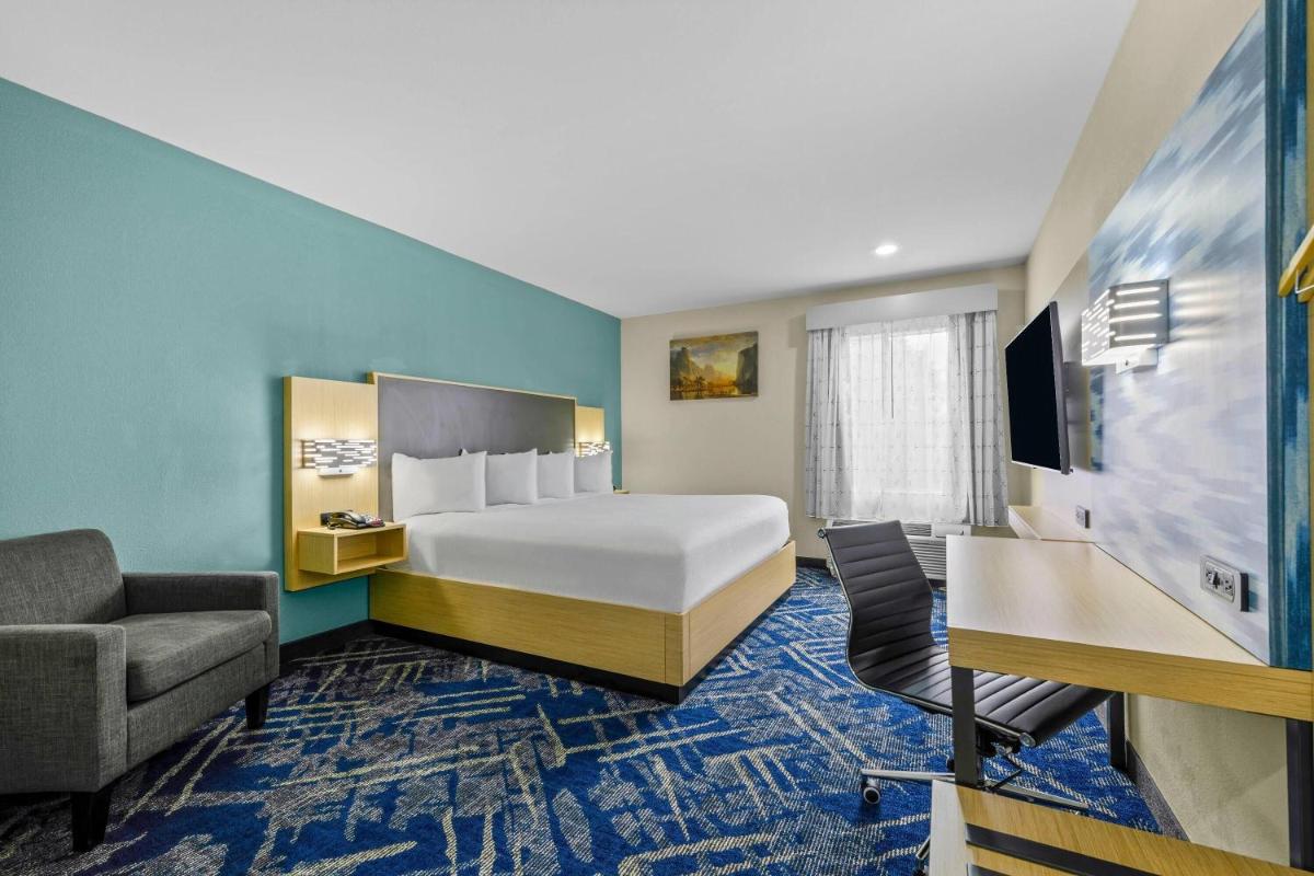 Baymont by Wyndham Grovetown Augusta - Housity