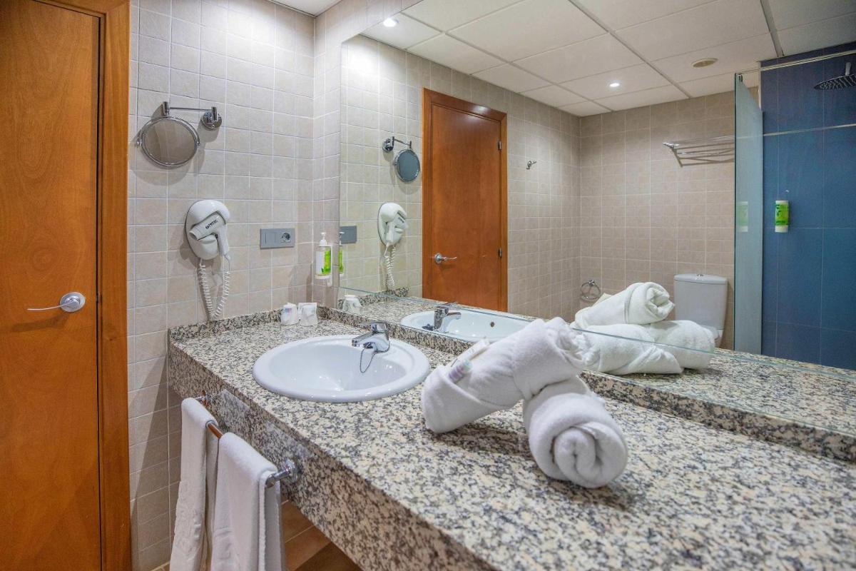 Un baño de Hotel Servigroup Marina Mar