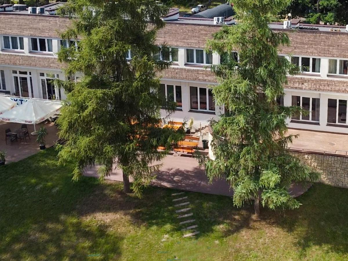 Hotel Malinowski Leśny - Housity