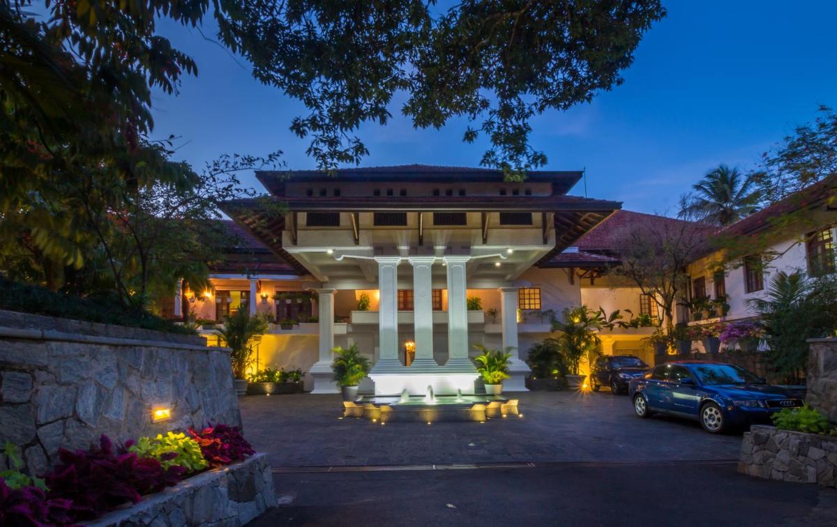 Mahaweli Reach Hotel - Hizvo