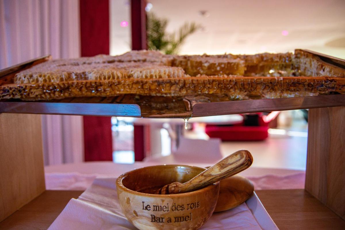 Nourriture dans l'hôtel ou à proximité