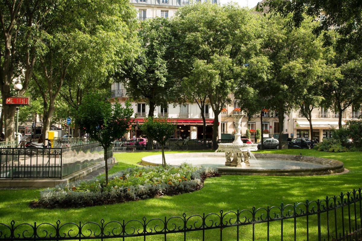 Jardin de l'établissement Hotel & Spa de Latour Maubourg