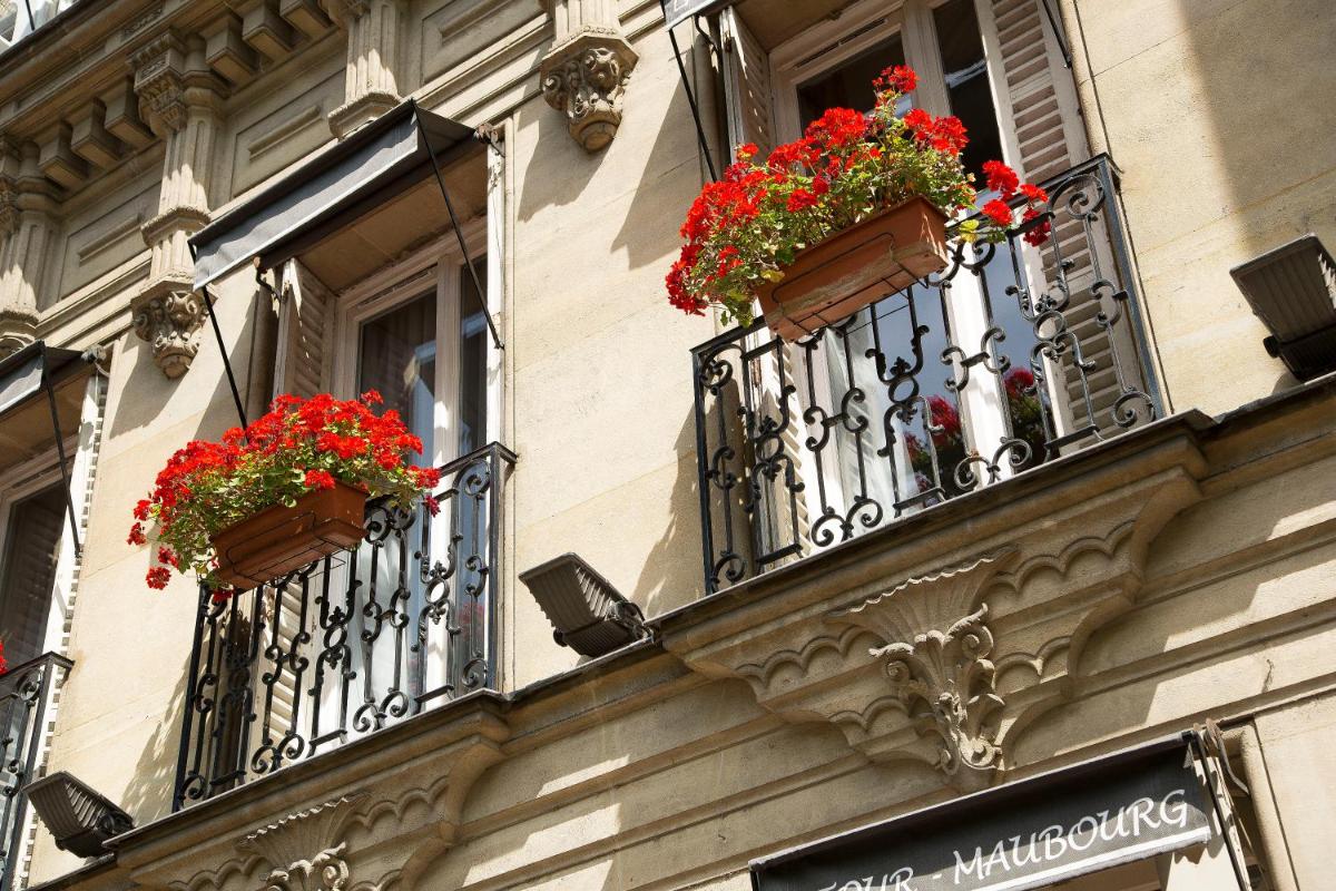 Balcon ou terrasse dans l'établissement Hotel & Spa de Latour Maubourg
