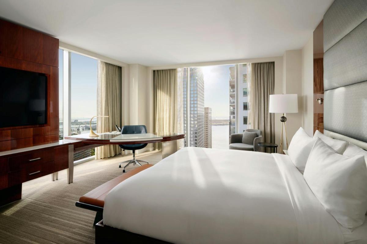 JW Marriott Marquis Miami - Housity