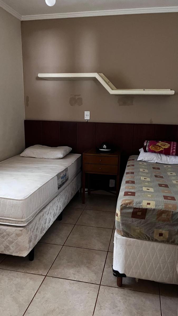 Casa 2 dorm em Botucatu próx unesp - Housity