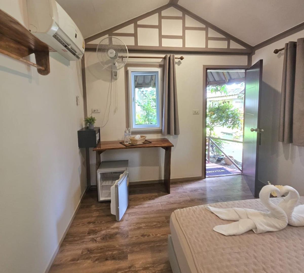 Jungle View Resort - Housity