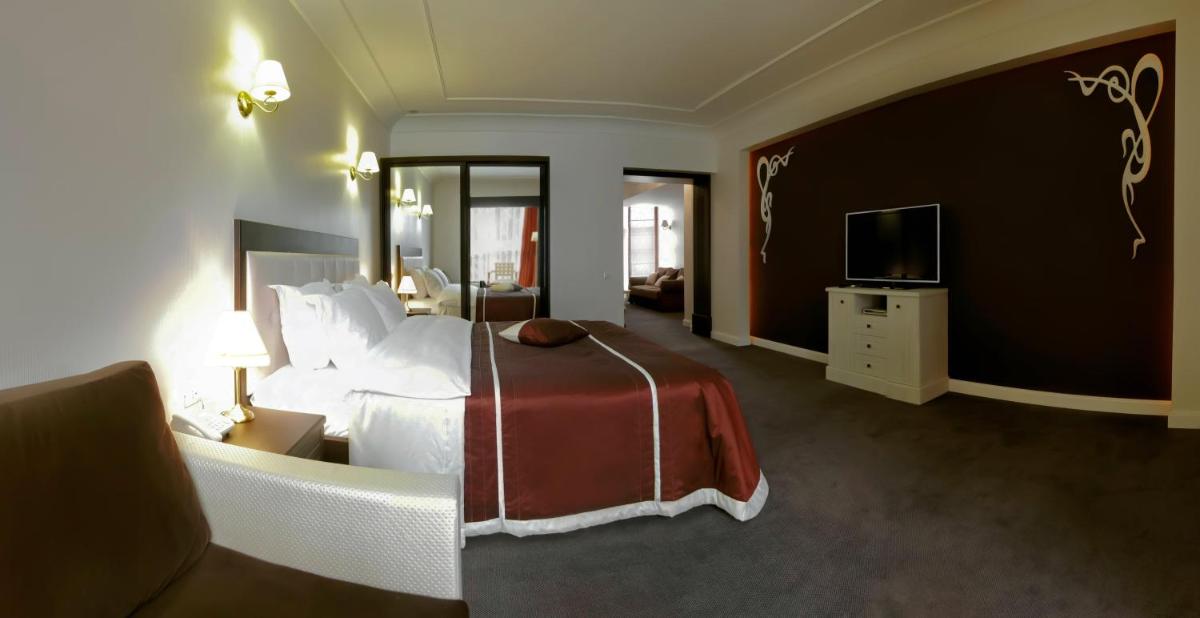 Villa Rossa Hotel - Housity