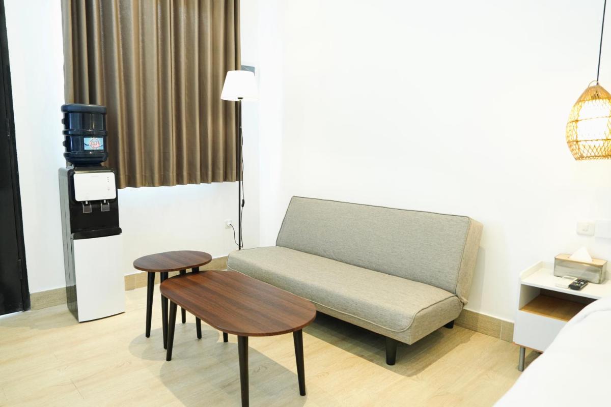 Dip & Doze Living - Housity