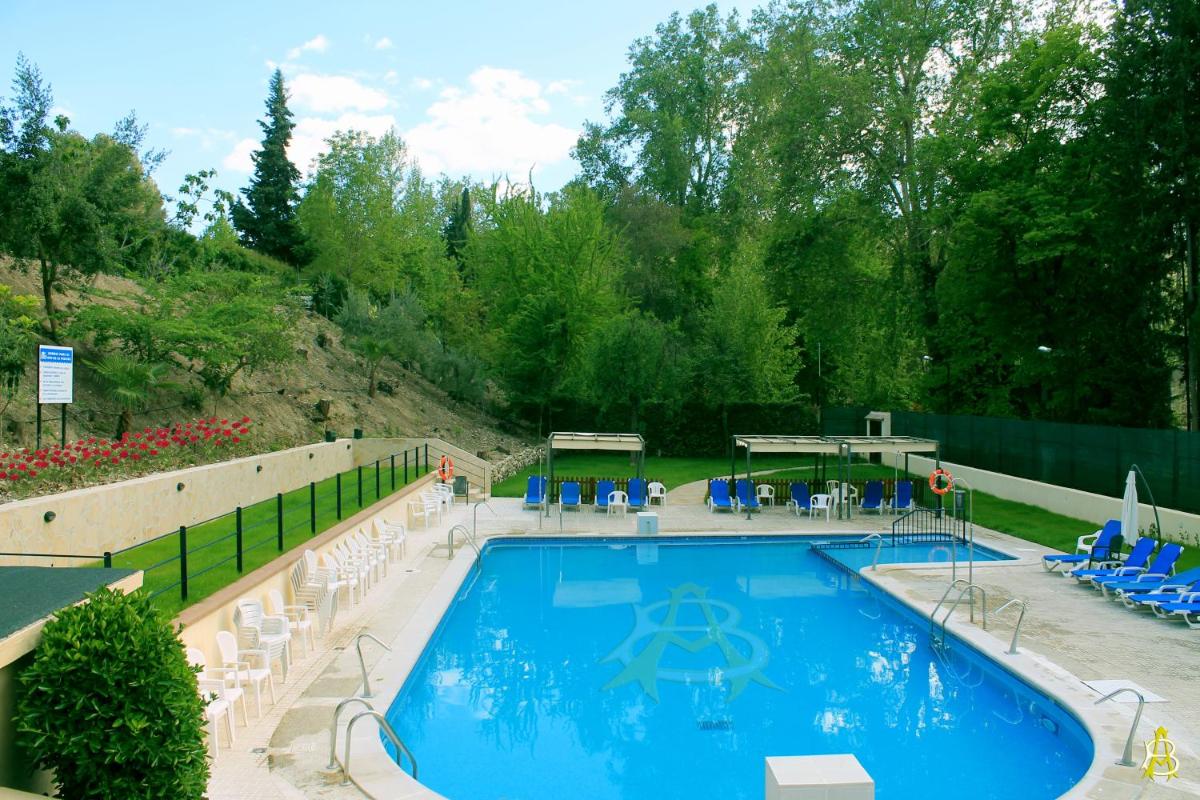 Piscina en o cerca de Balneario de Alhama de Granada