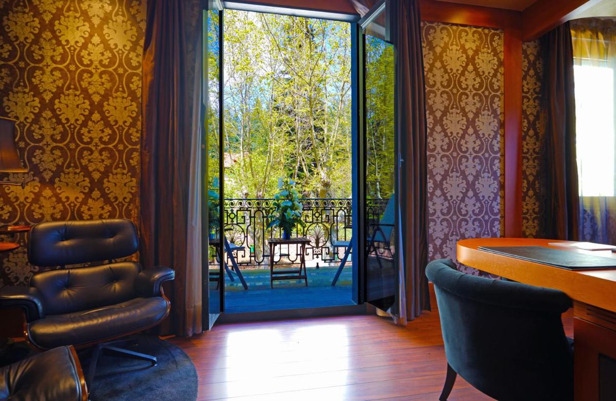 Zona de estar de Balneario Font Vella- Adults Only