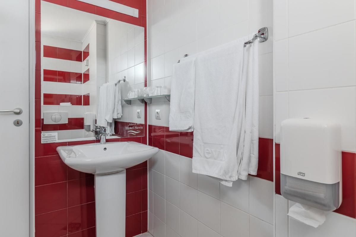 Hotel Nevis Wellness & SPA - Housity