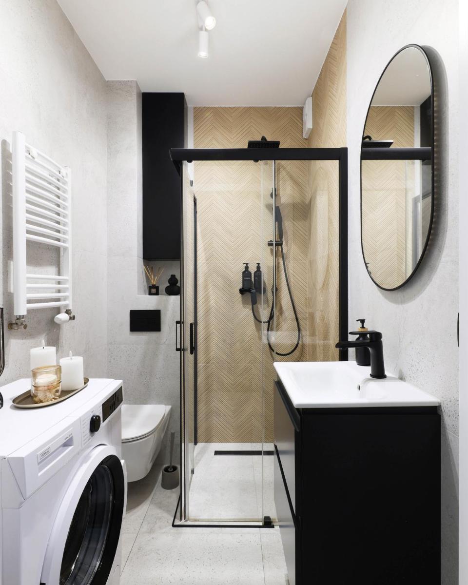 Apartament Wesoła by Stay&Rest - nowoczesność w centrum z balkonem - Housity