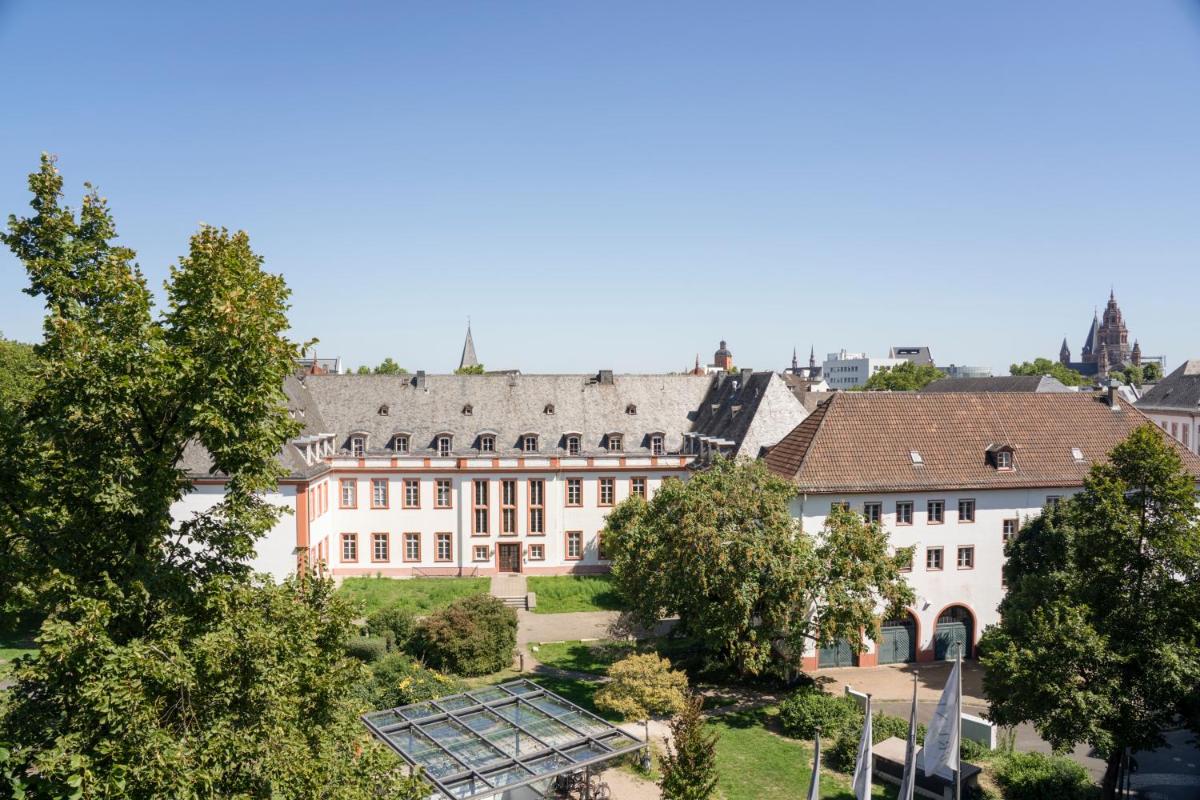 Das Gebäude in dem sich das Hotel befindet