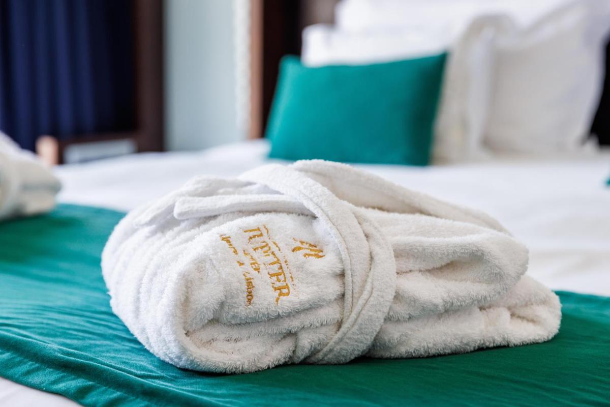 Uma cama ou camas num quarto em Jupiter Algarve Hotel - Beach & Spa