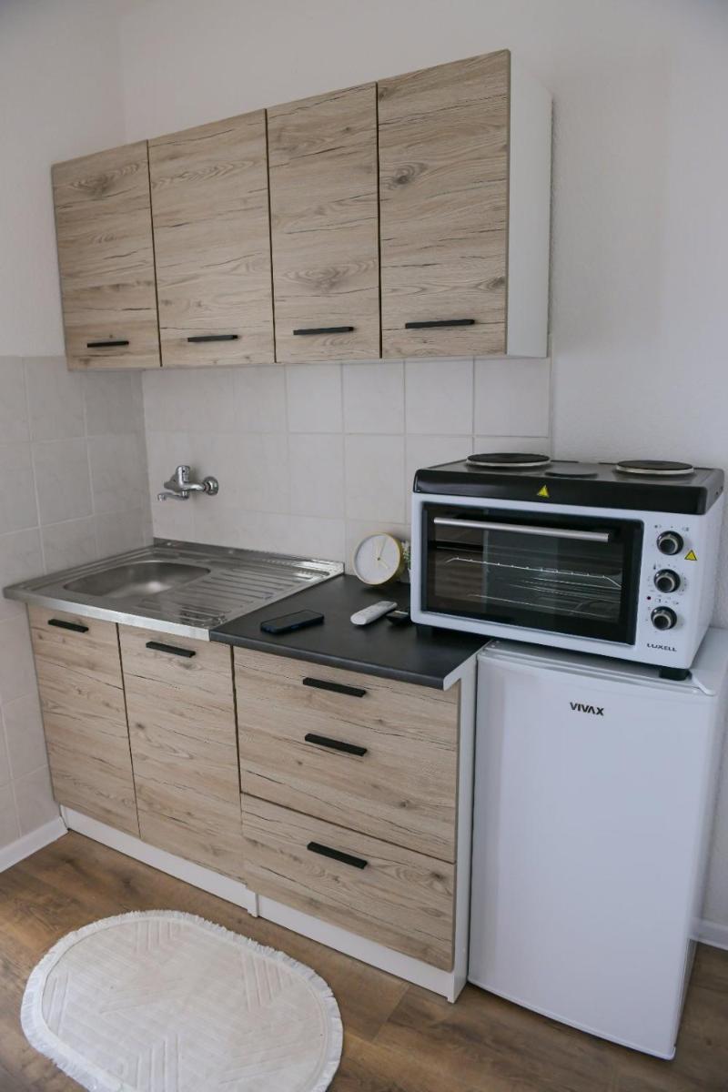Stan na dan-Studio 10 centar Gradiška - Housity