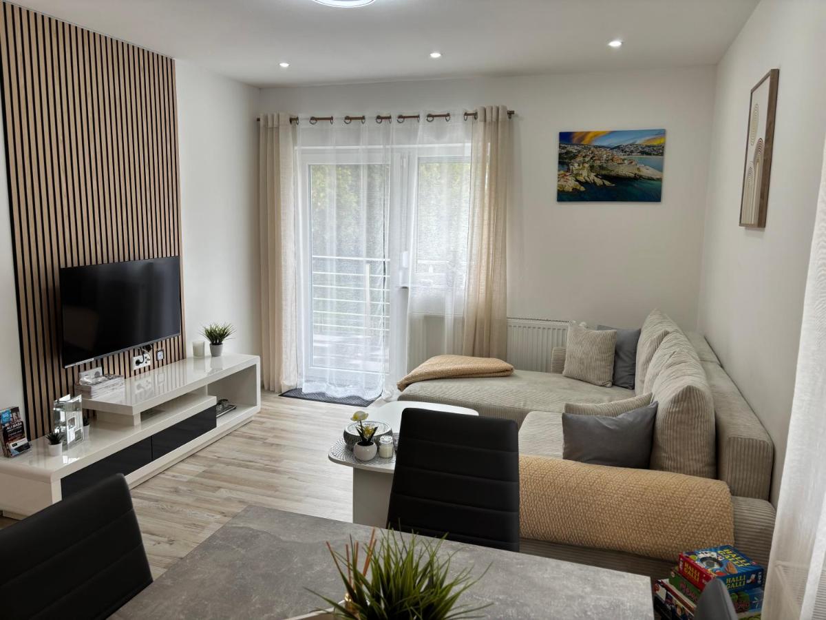 Avens Ferienwohnung mit zwei Schlafzimmer - Housity