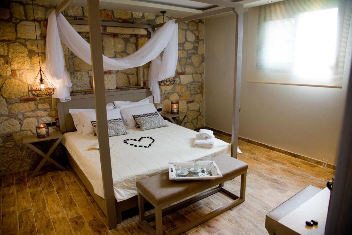 Five Senses Luxury Villas - Housity