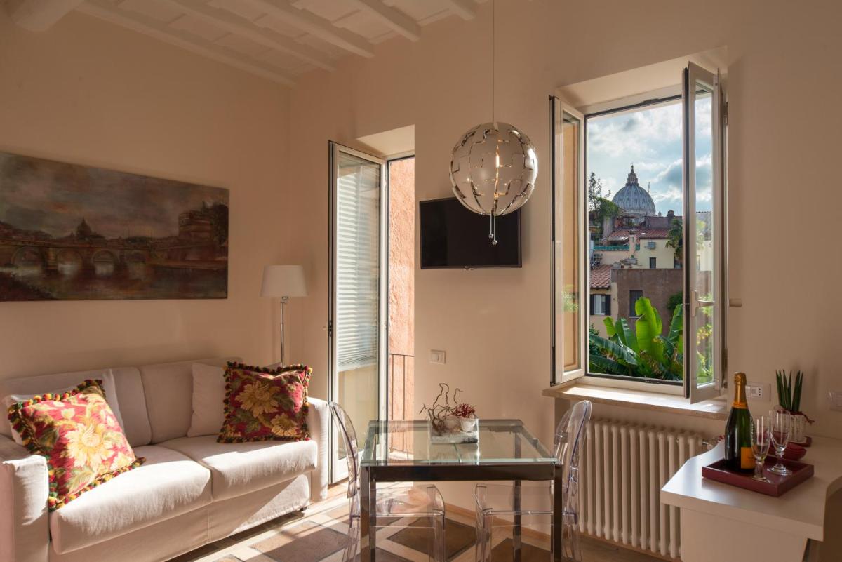 La Porta Rossa di Borgo - Vatican Luxury Suite - Hizvo