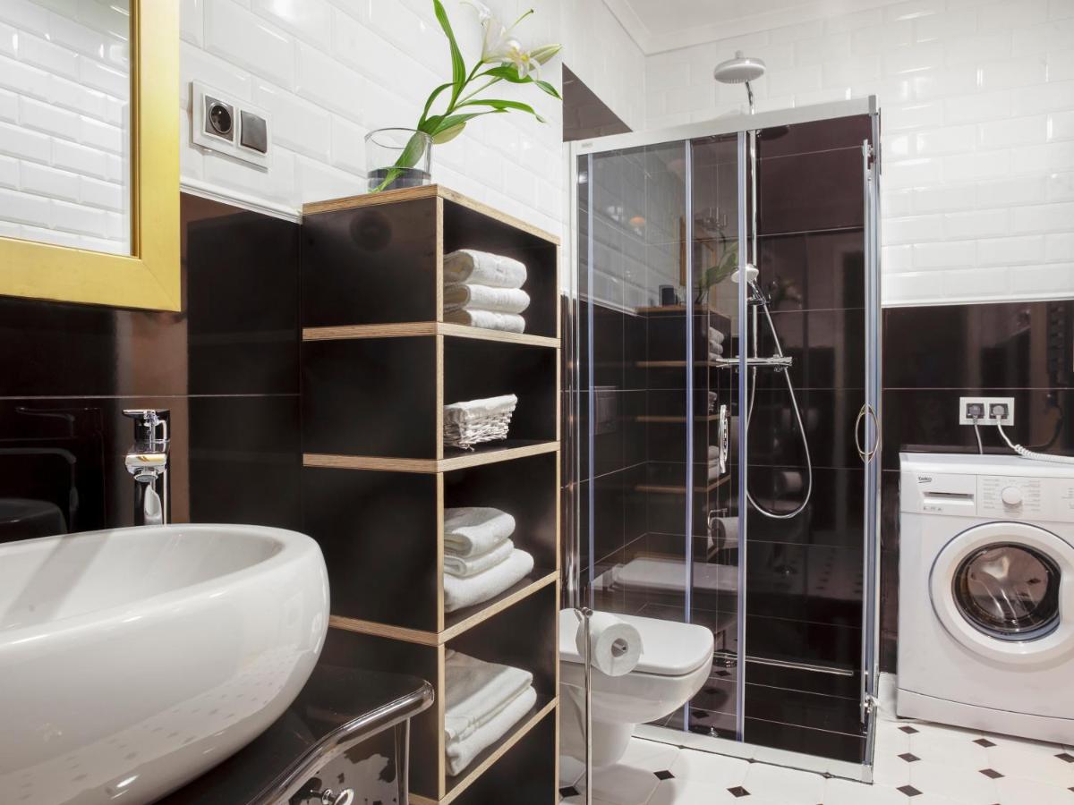 Gold Apartments - Housity