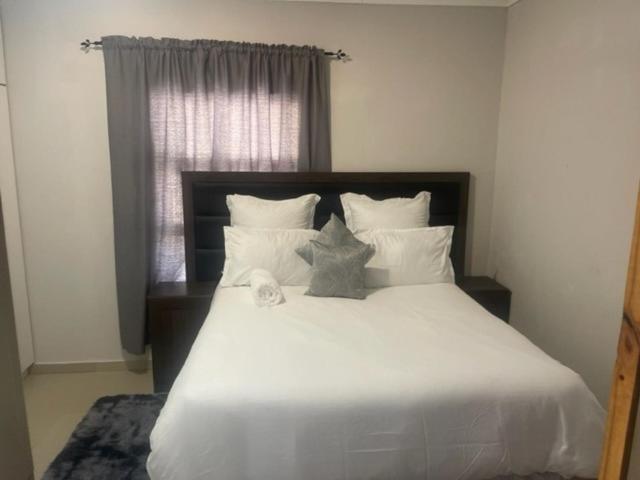 Sabrina Guesthouse Tsumeb - Housity