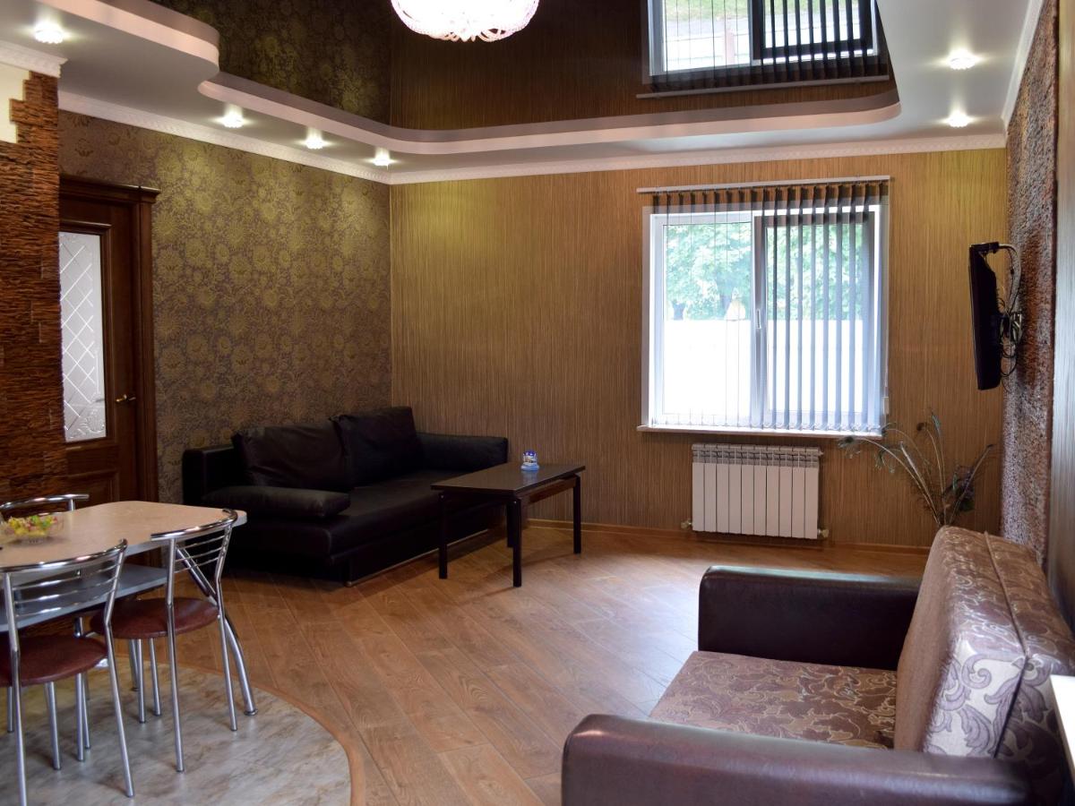 Apartments On Sverdlova 10 - Housity