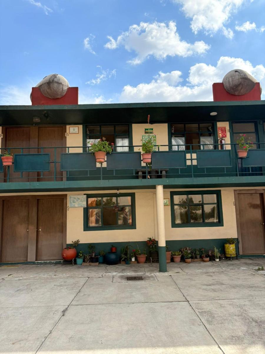 Hotel Zaragoza - Housity