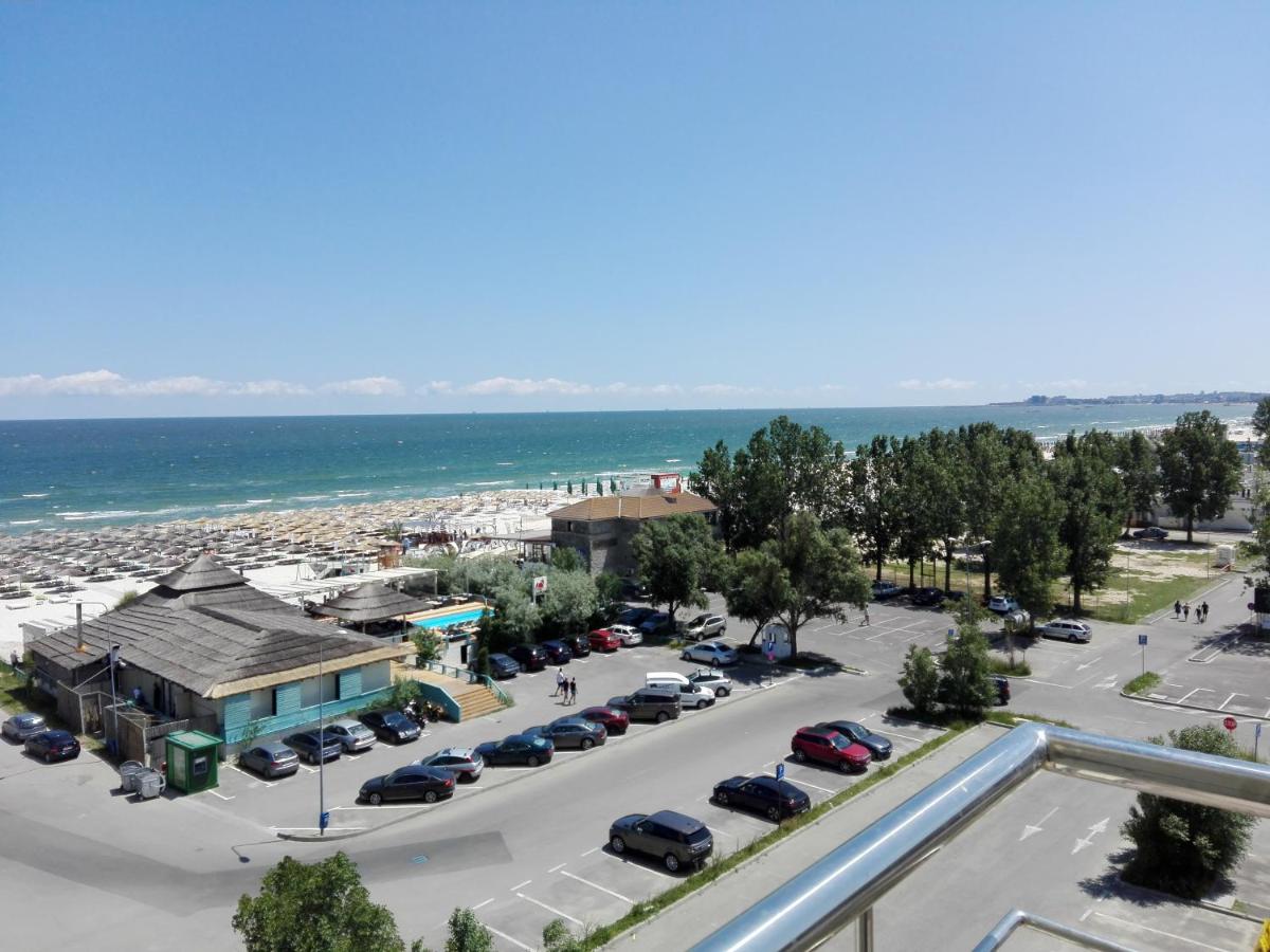 Crazy Beach Apartment - Housity